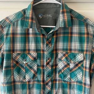 Kuhl button up shirt sleeve shirt